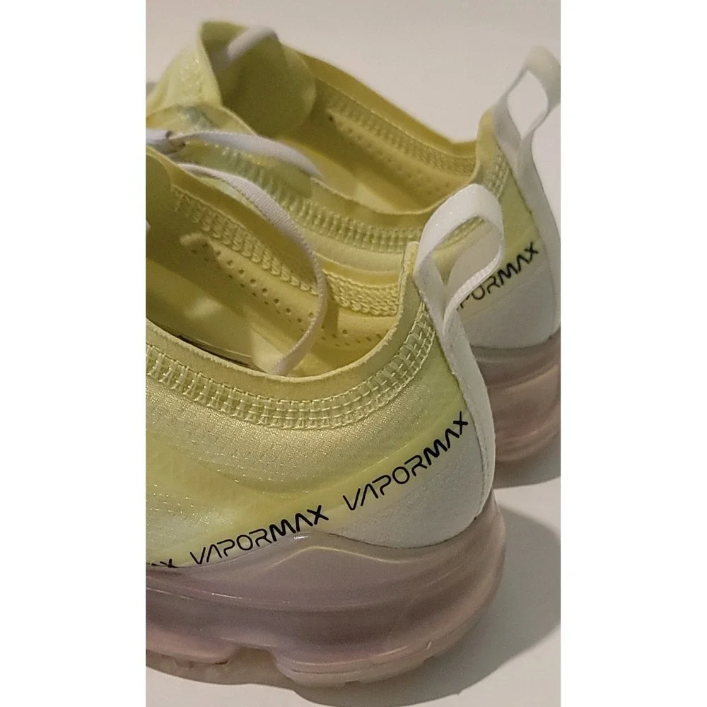 Nike Women's Air VaporMax SE Luminous Green Sneakers CI1246-302 Size 6.5 - Picture 4 of 7